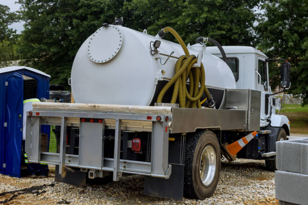 Best Portable toilet rental cost  in Eagle Lake, WI